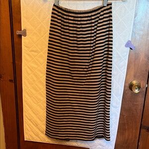 Adrienne Vittadini Vintage Black and Tan Striped Midi Skirt